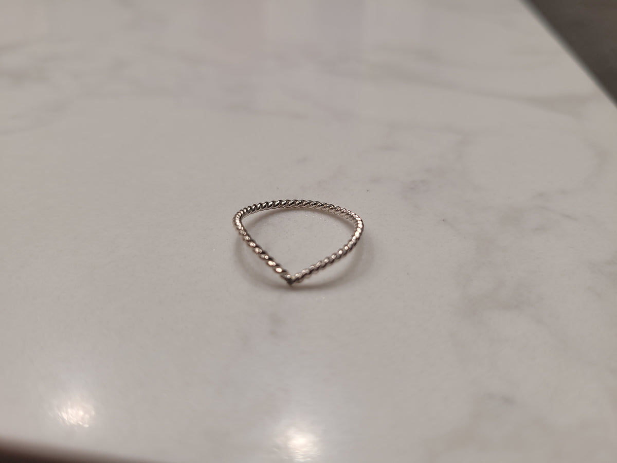 Rope Chevron Ring